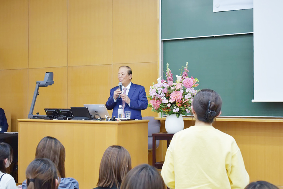 学校法人和洋学園「第12回 創立125周年記念連続講演会」武藤敏郎氏による講演会を開催しました