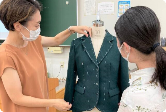 スカートからジャケットまで
